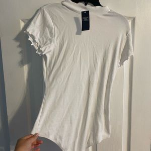 Abercrombie bodysuit with ruffle sleeves